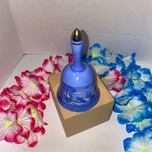 Currier and Ives Copenhagen collectibles bell dated 1977